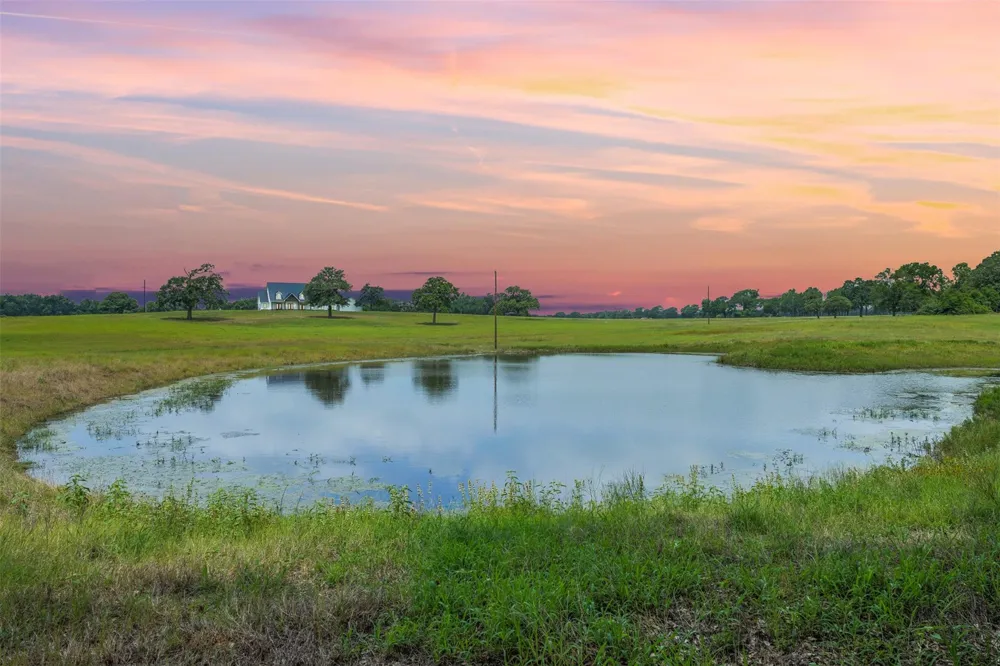 4503 County Road 308 Caldwell, TX 77836