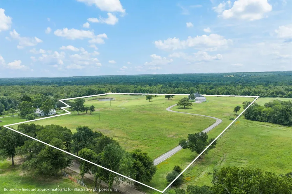 4503 County Road 308 Caldwell, TX 77836