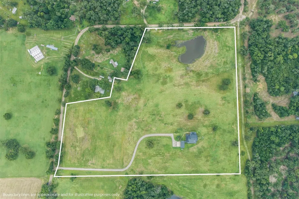 4503 County Road 308 Caldwell, TX 77836