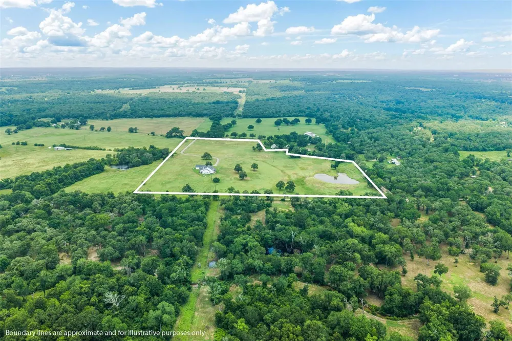4503 County Road 308 Caldwell, TX 77836