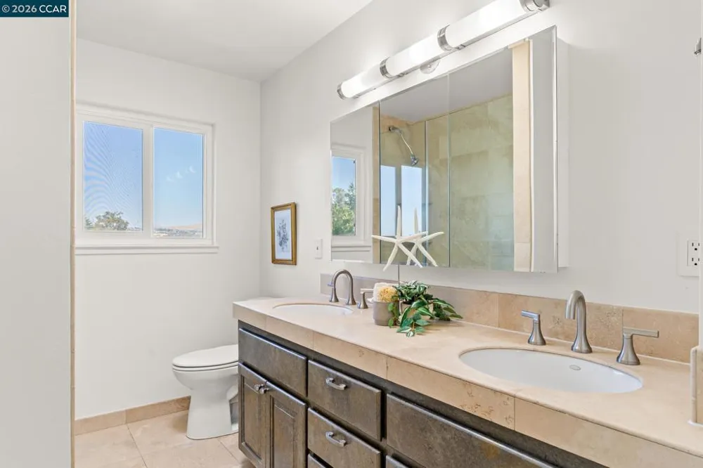 18832 Cindy Way Castro Valley, CA 94546