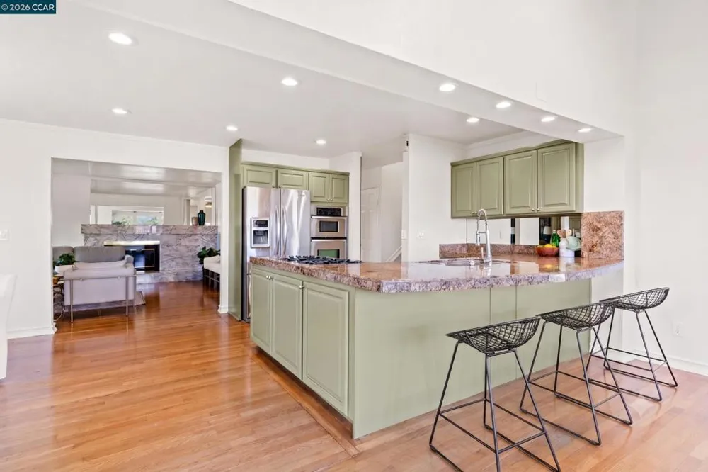 18832 Cindy Way Castro Valley, CA 94546