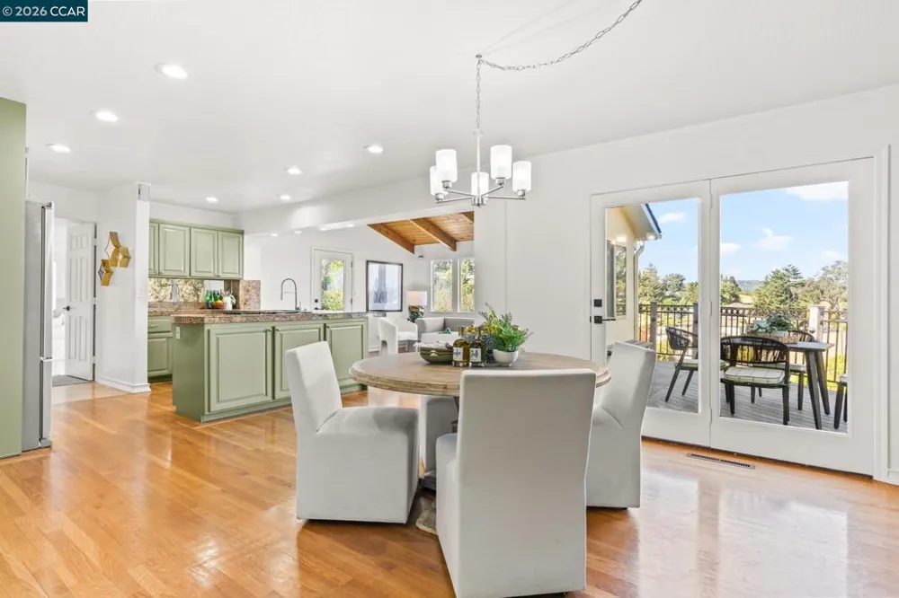 18832 Cindy Way Castro Valley, CA 94546