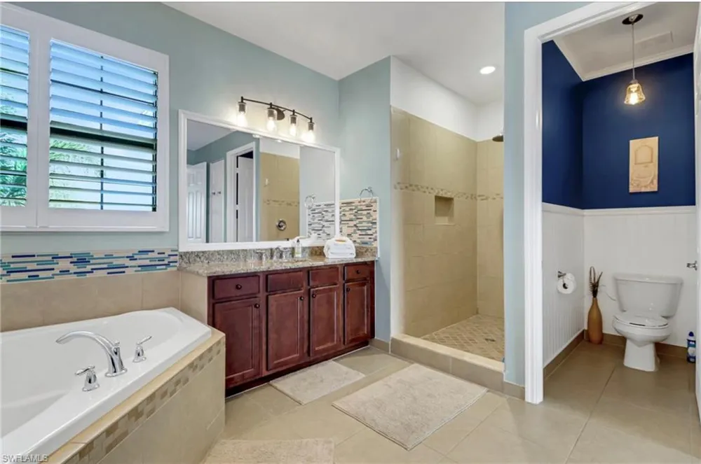 3402 Tigris Lane Naples, FL 34119