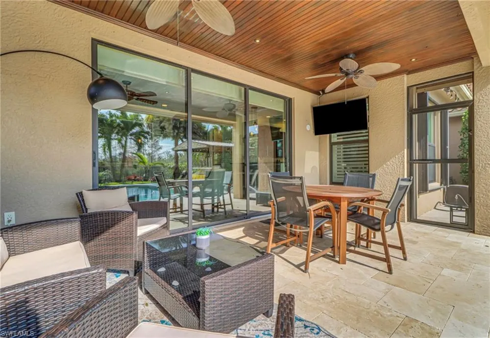 3402 Tigris Lane Naples, FL 34119
