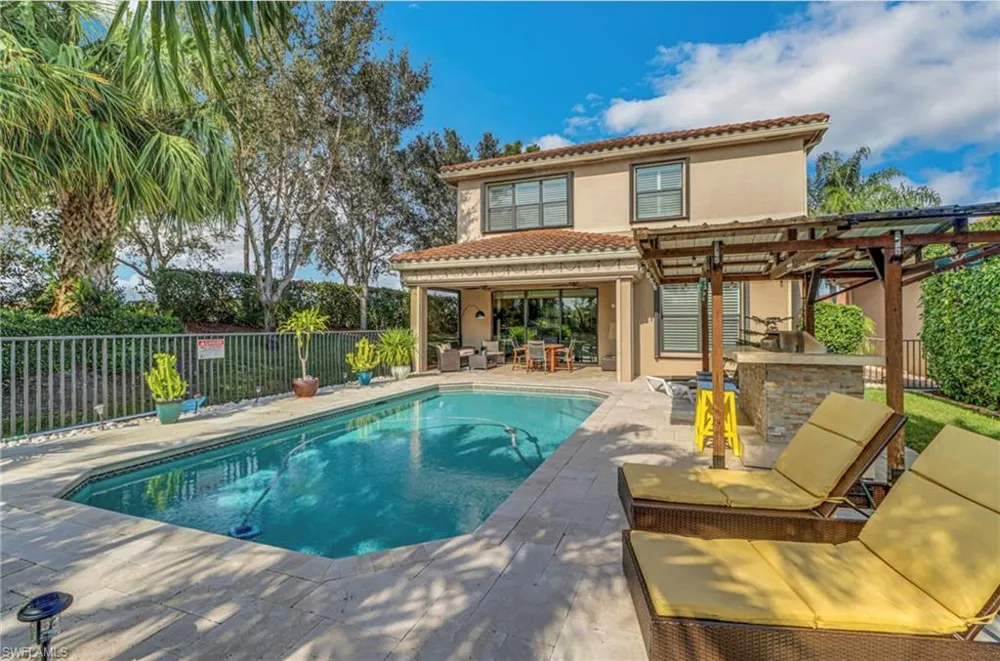 3402 Tigris Lane Naples, FL 34119
