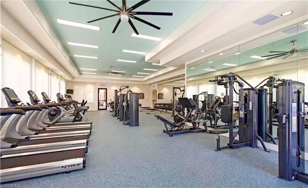 3402 Tigris Lane Naples, FL 34119