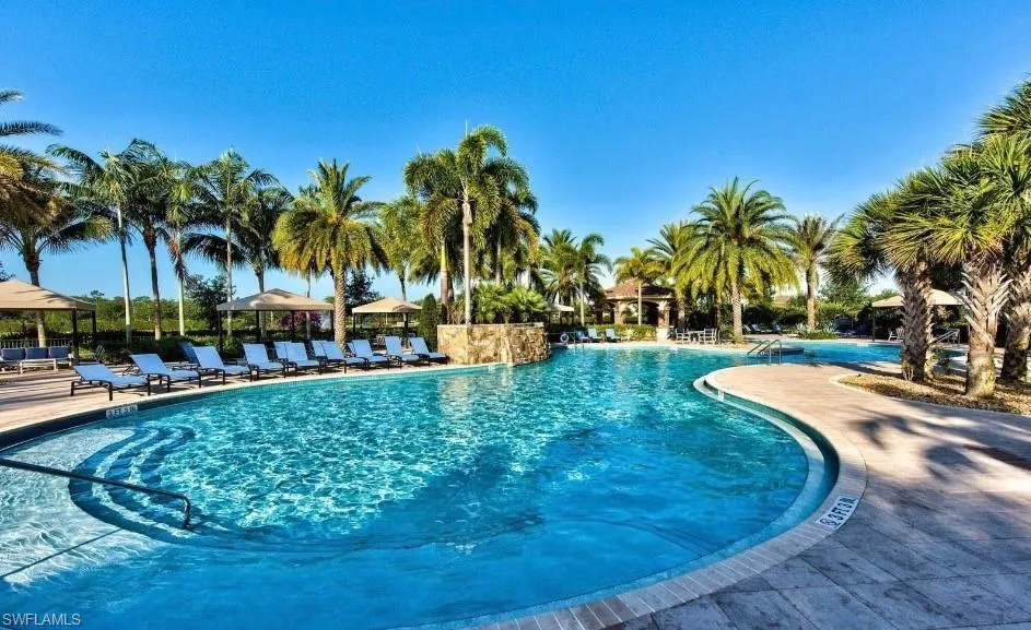3402 Tigris Lane Naples, FL 34119