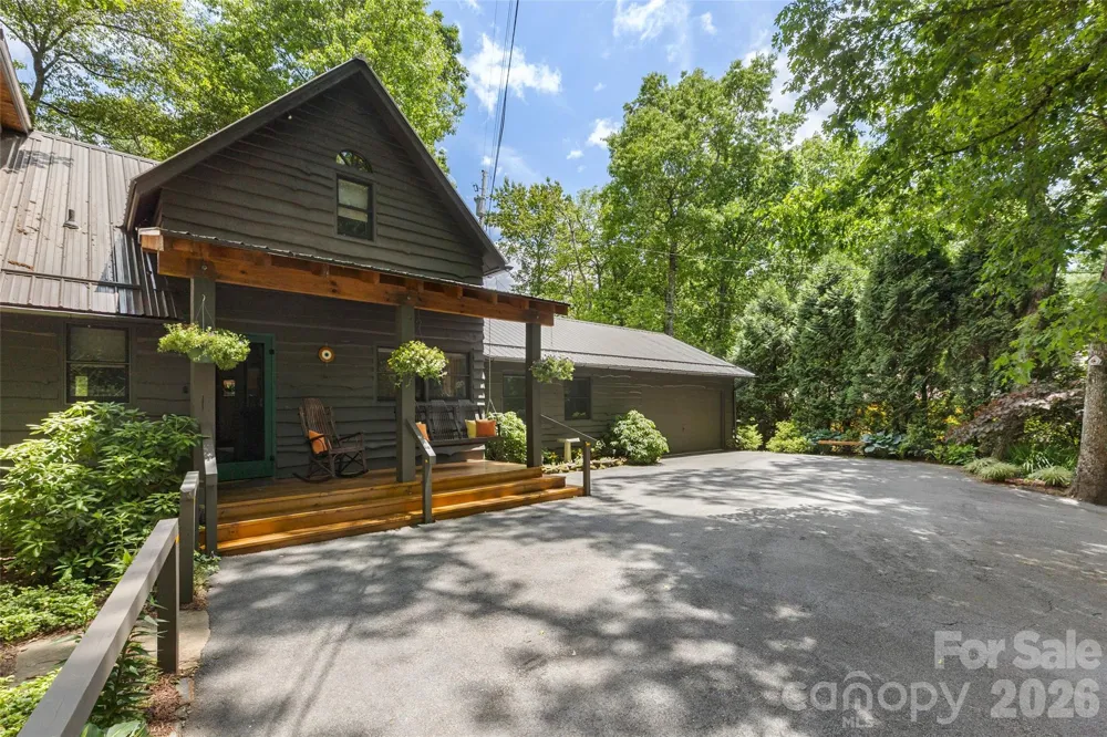 85 & 95 Ralph Thomas Road Highlands, NC 28741