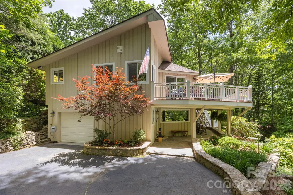 85 & 95 Ralph Thomas Road Highlands, NC 28741