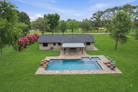 18079 County Road 463
