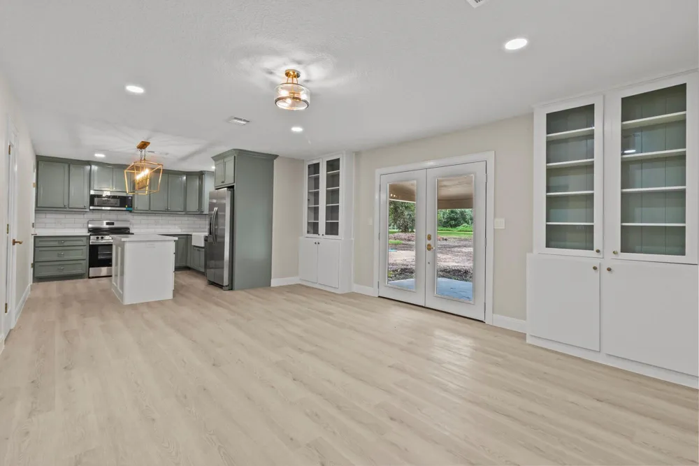 18079 County Road 463 Brazoria, TX 77422