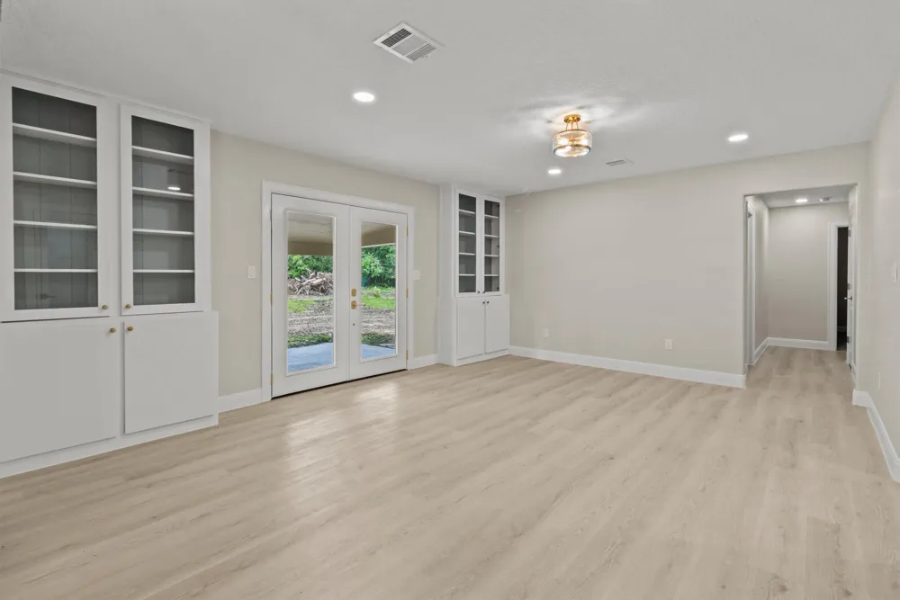 18079 County Road 463 Brazoria, TX 77422