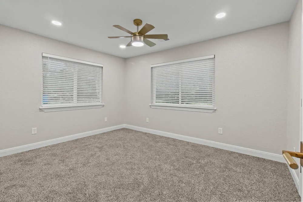 18079 County Road 463 Brazoria, TX 77422