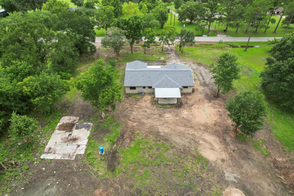 18079 County Road 463 Brazoria, TX 77422