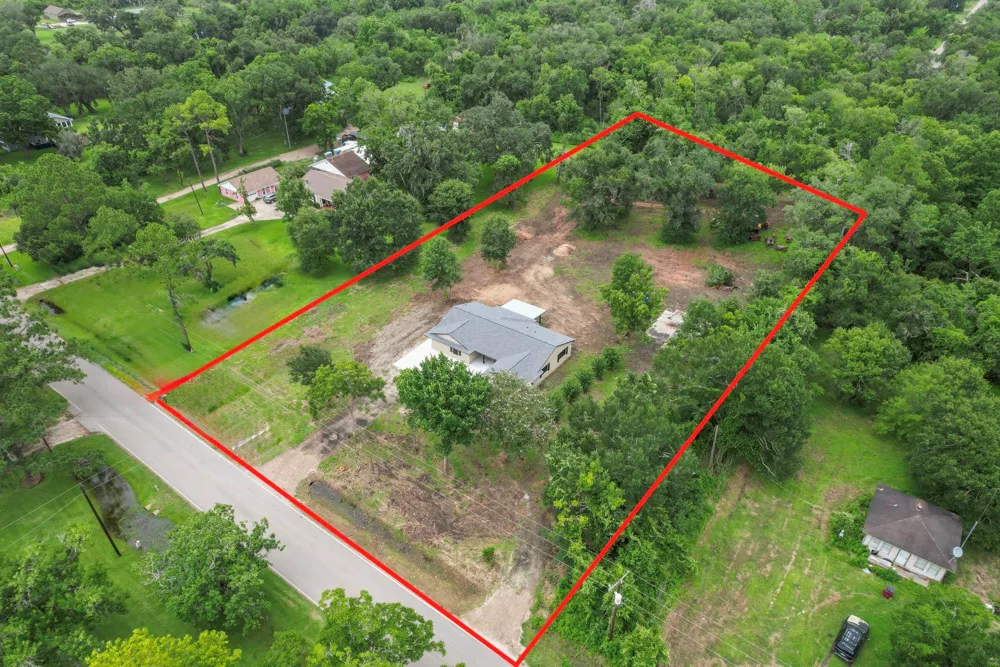 18079 County Road 463 Brazoria, TX 77422