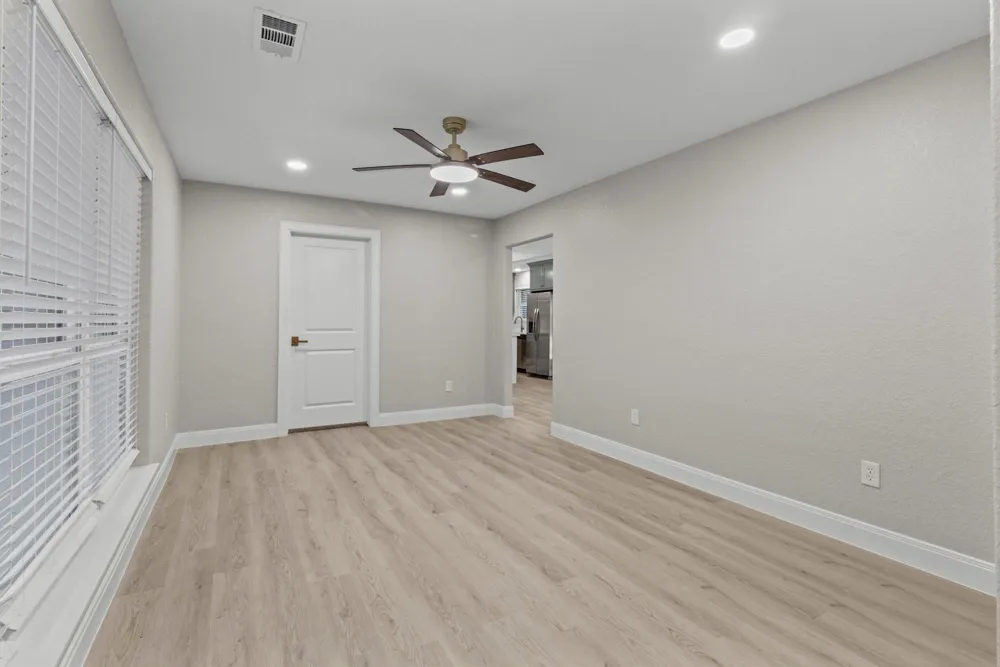 18079 County Road 463 Brazoria, TX 77422