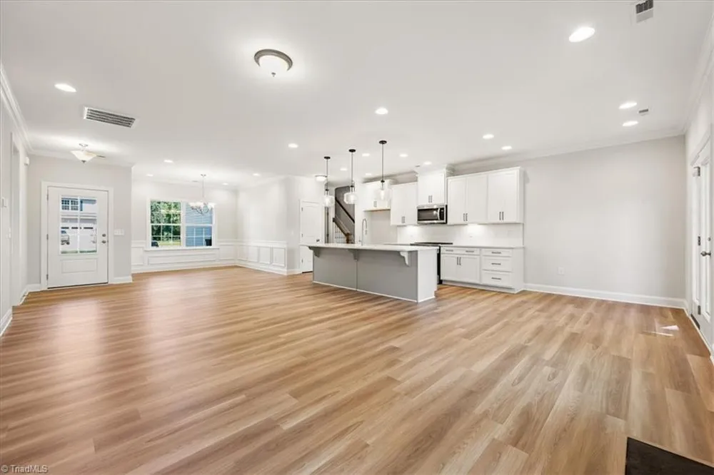 6407 Rogers Farm Road Pleasant Garden, NC 27313