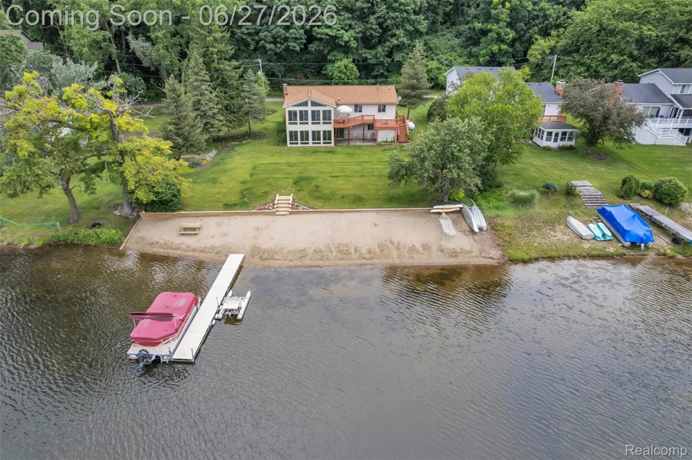 2276 Webster Park Drive Genoa Township, MI 48843