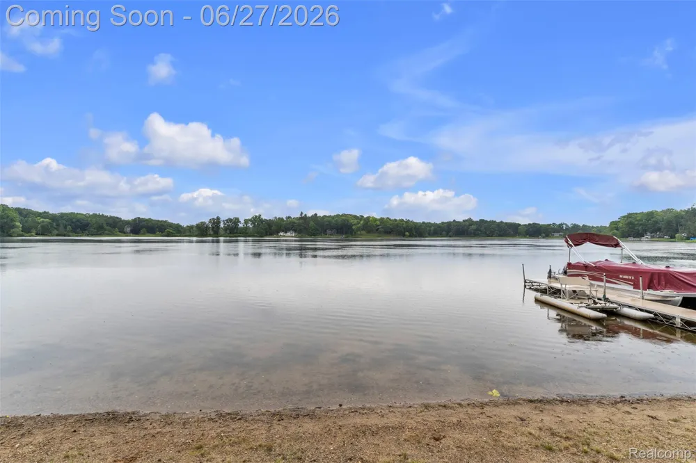 2276 Webster Park Drive Genoa Township, MI 48843