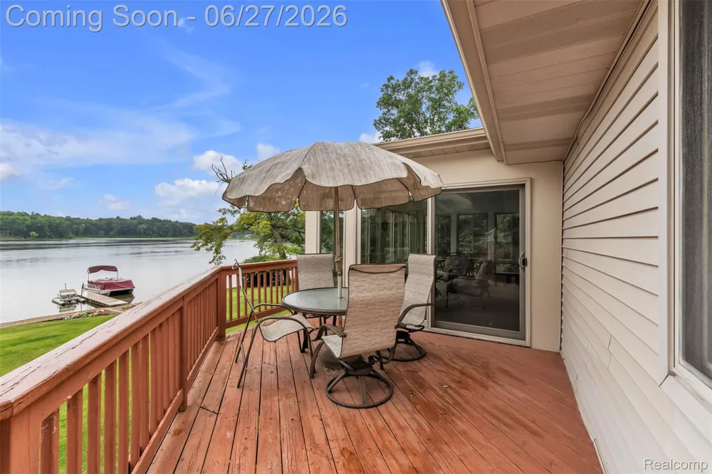 2276 Webster Park Drive Genoa Township, MI 48843