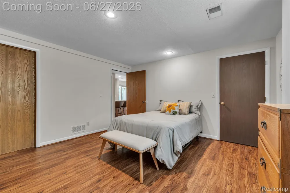 2276 Webster Park Drive Genoa Township, MI 48843