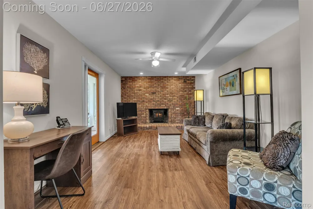 2276 Webster Park Drive Genoa Township, MI 48843