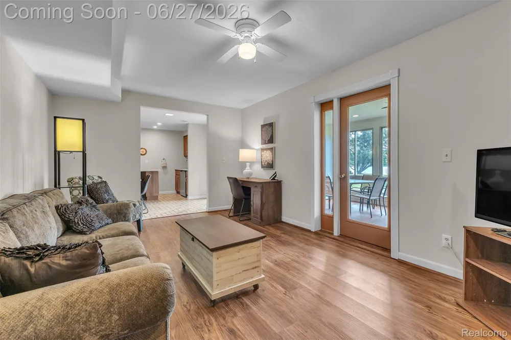 2276 Webster Park Drive Genoa Township, MI 48843