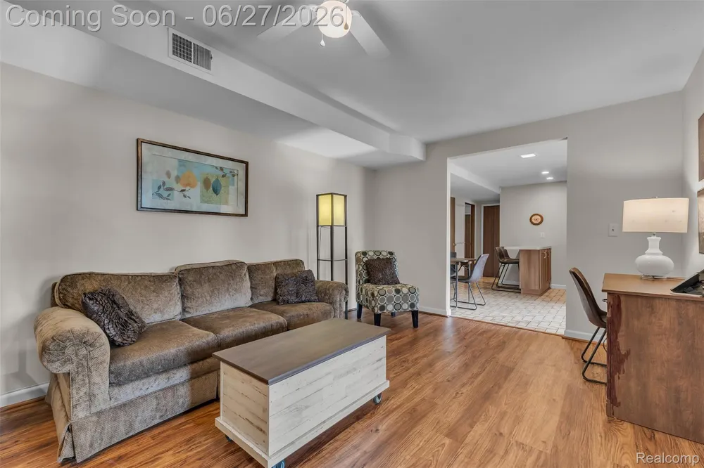 2276 Webster Park Drive Genoa Township, MI 48843