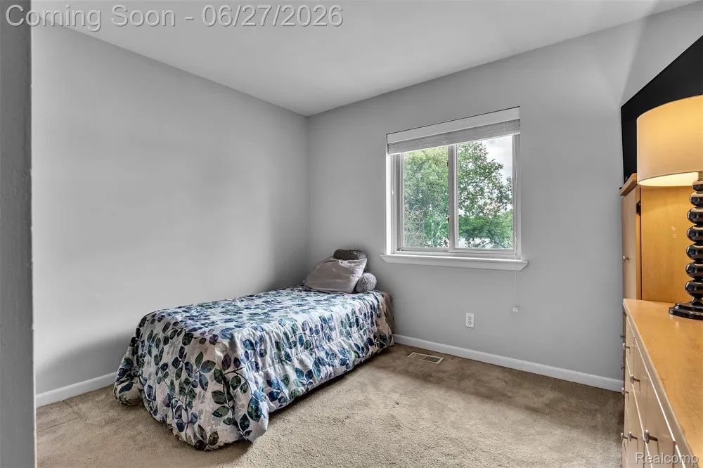 2276 Webster Park Drive Genoa Township, MI 48843