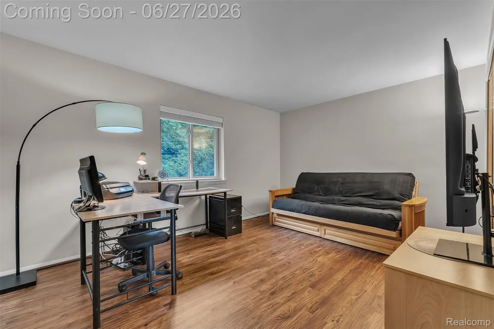 2276 Webster Park Drive Genoa Township, MI 48843