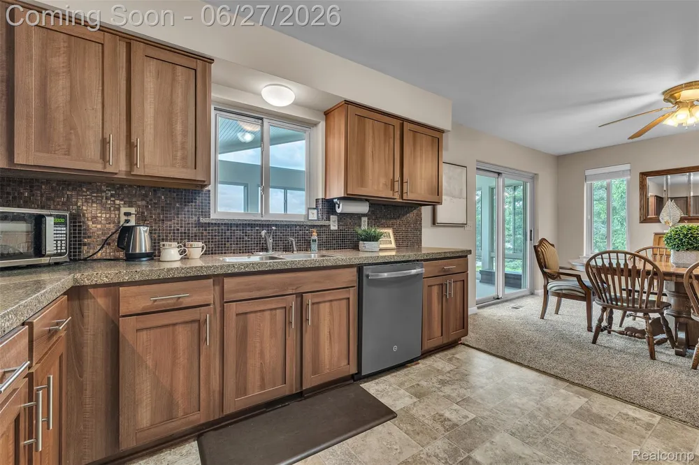 2276 Webster Park Drive Genoa Township, MI 48843