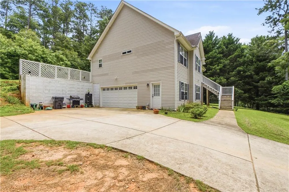 2287 Turtle Cove Throughway Monticello, GA 31064