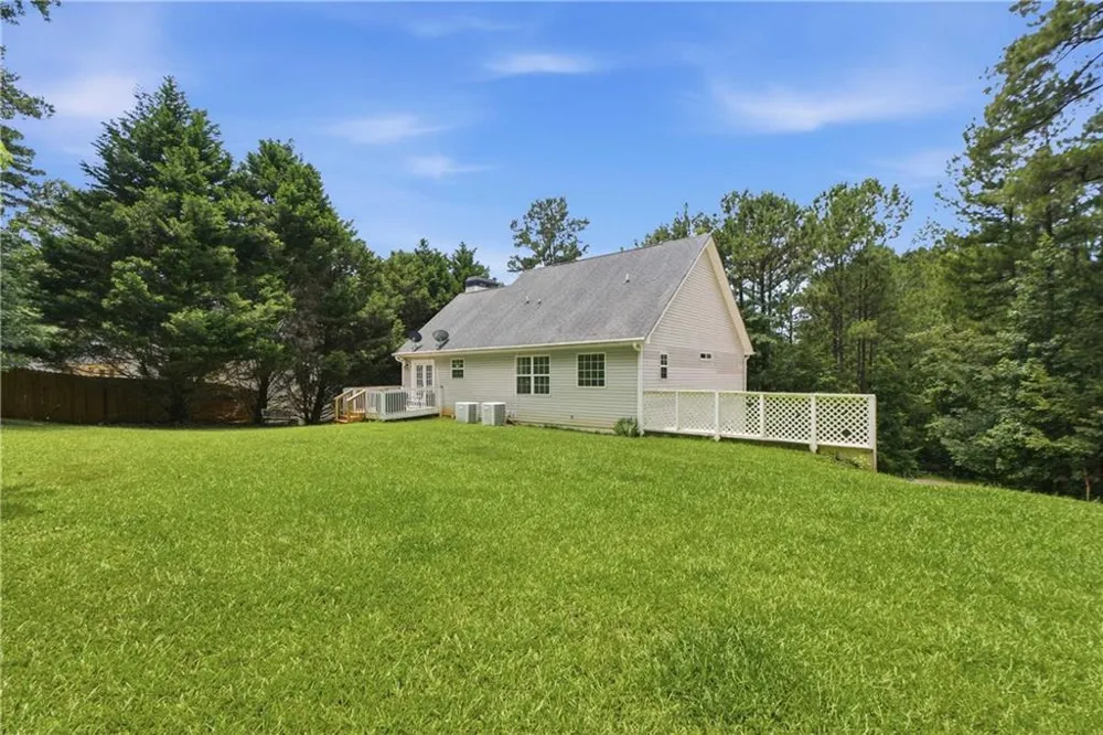 2287 Turtle Cove Throughway Monticello, GA 31064