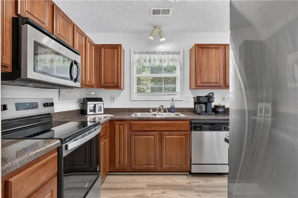 2287 Turtle Cove Throughway Monticello, GA 31064