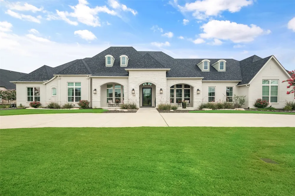 701 Inverness Lane Lucas, TX 75002