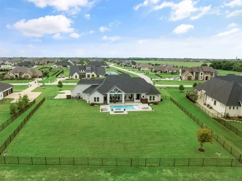 701 Inverness Lane Lucas, TX 75002