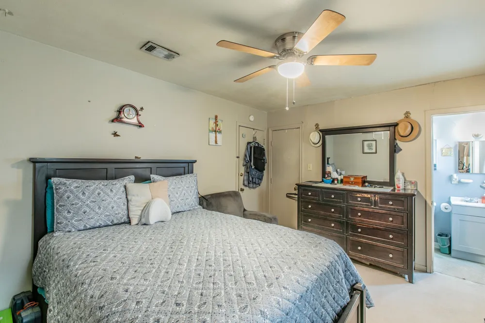 4816 Inwood Drive Beverly Hills, TX 76711