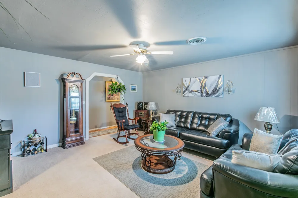 4816 Inwood Drive Beverly Hills, TX 76711