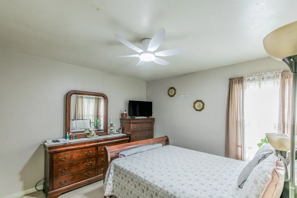 4816 Inwood Drive Beverly Hills, TX 76711