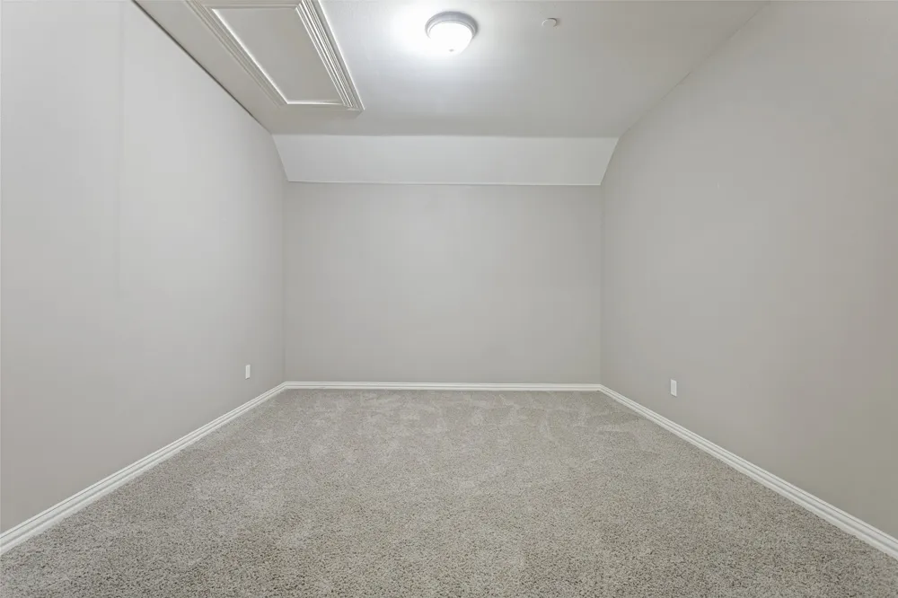 6409 Eagle Nest Drive Garland, TX 75044