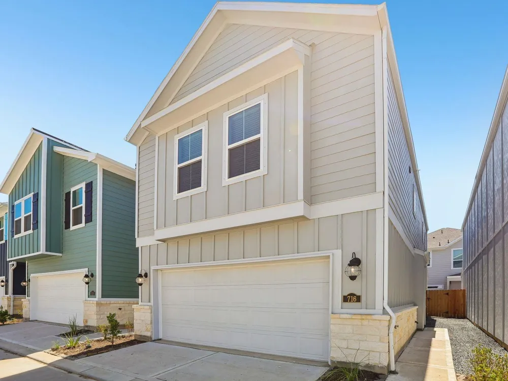 716 Sand Dollar Drive Kemah, TX 77565