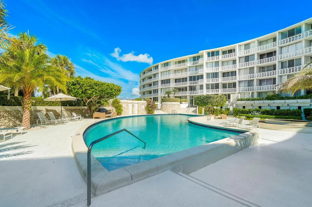 2760 S Ocean Boulevard #313 Palm Beach, FL 33480