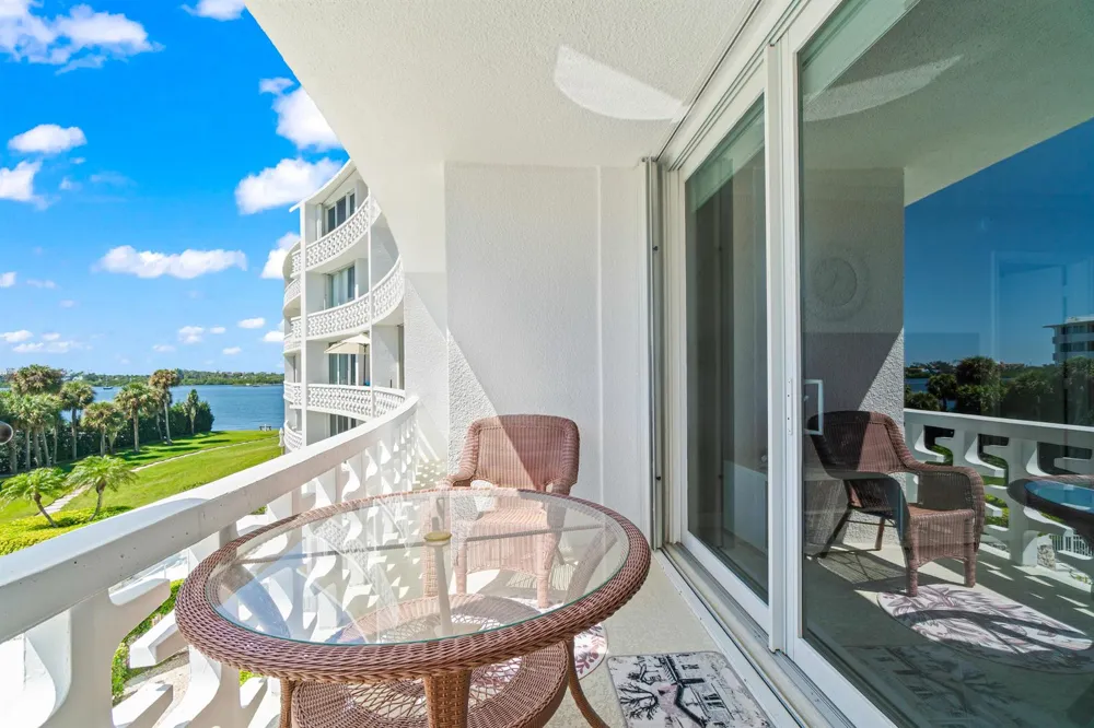 2760 S Ocean Boulevard #313 Palm Beach, FL 33480