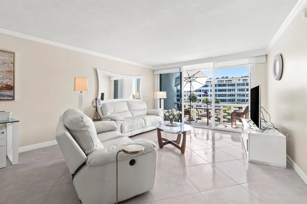 2760 S Ocean Boulevard #313 Palm Beach, FL 33480