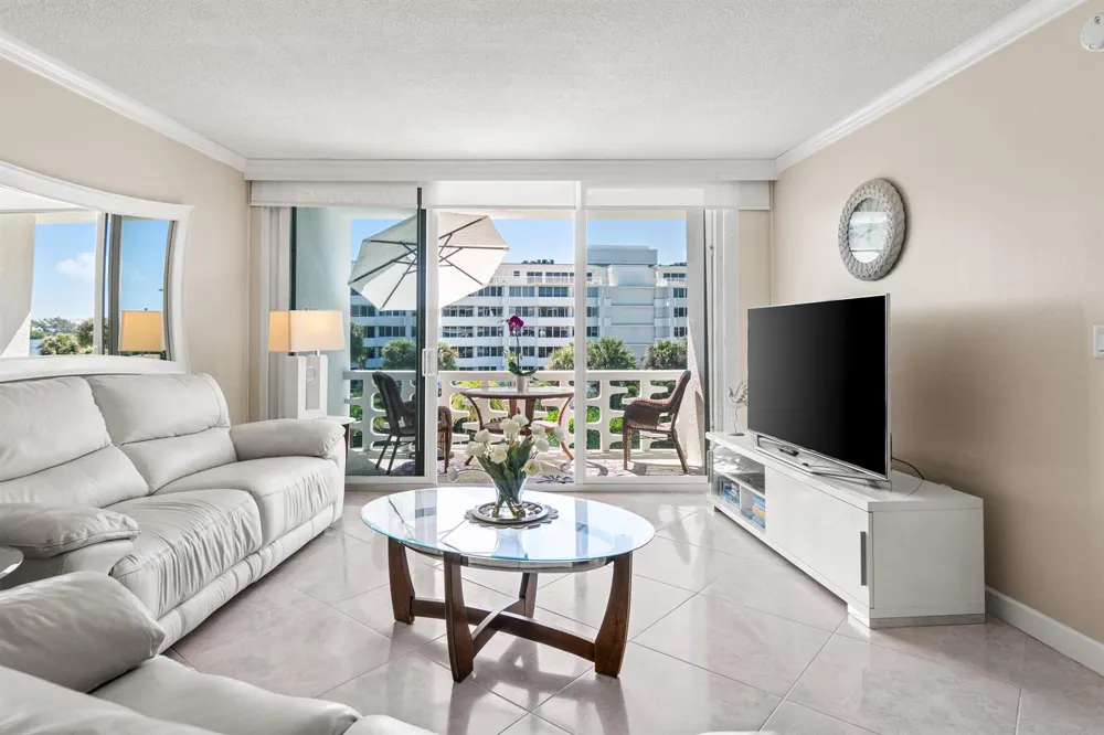 2760 S Ocean Boulevard #313 Palm Beach, FL 33480