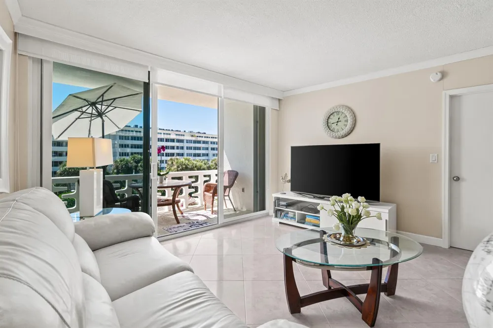 2760 S Ocean Boulevard #313 Palm Beach, FL 33480