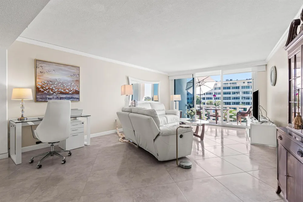 2760 S Ocean Boulevard #313 Palm Beach, FL 33480
