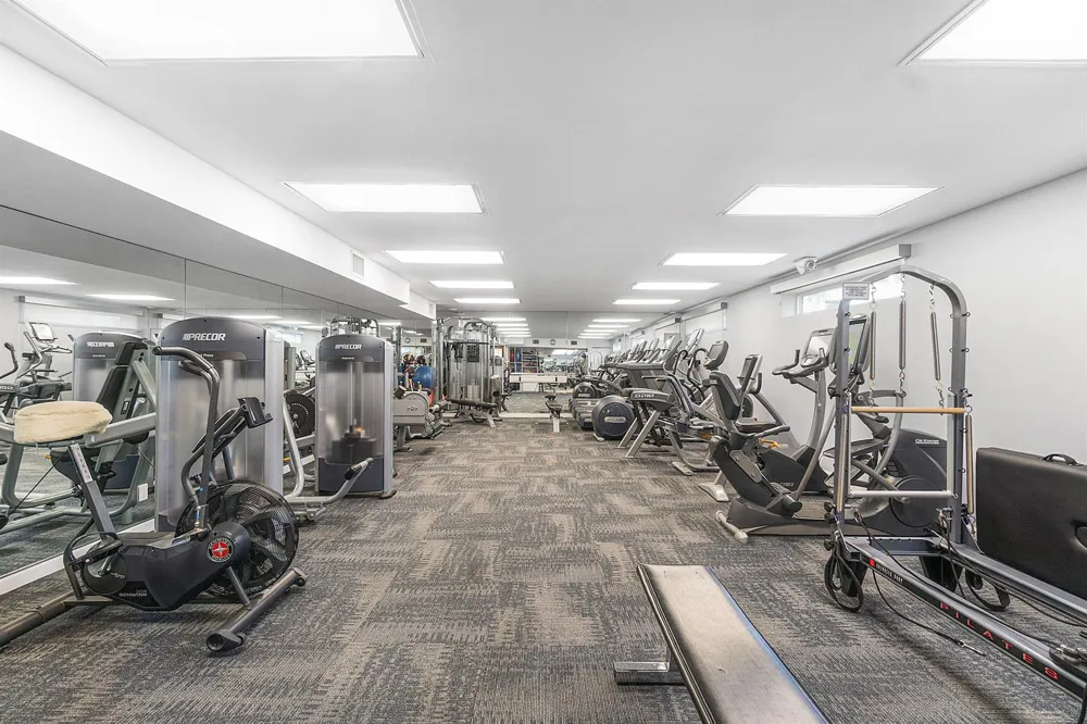 150 Bradley Place #101 Palm Beach, FL 33480
