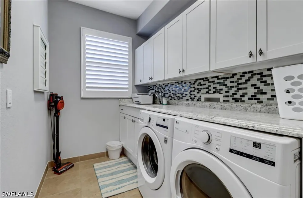 Tigris Lane Naples, FL 34119